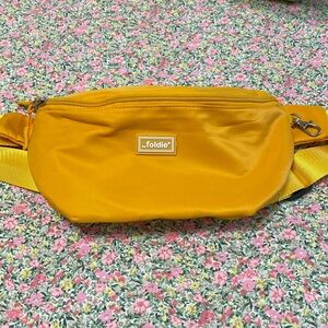 Gold waist pack from Foldie. New never used.